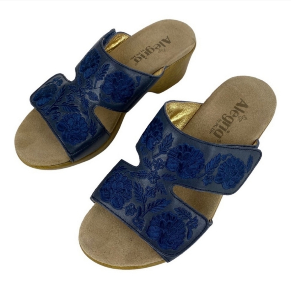 ALEGRIA WOMEN'S NAVY SANDLES, SIZE 8.5